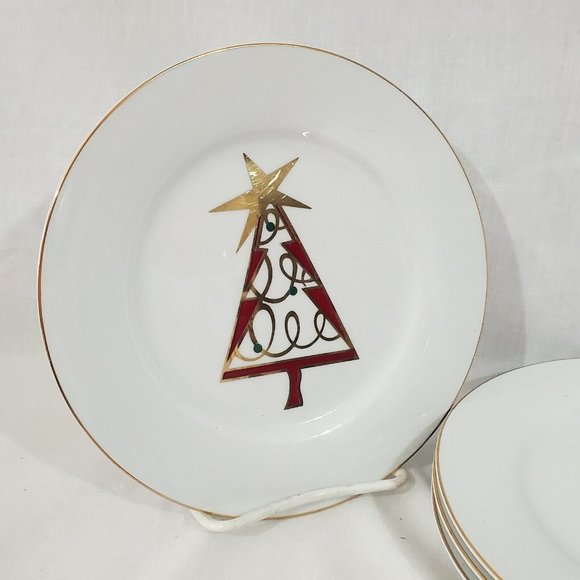 Set of 4 Pier 1 Christmas Tree 7.5” Dessert Salad Plate stylized holiday tree - Picture 1 of 9